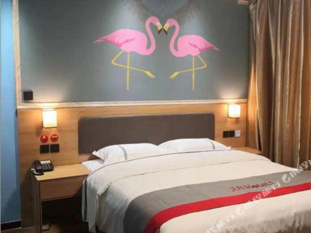 Вэйнань: Junyi Hotel (Weinan Baishui Dongfeng Road Yadong Branch)