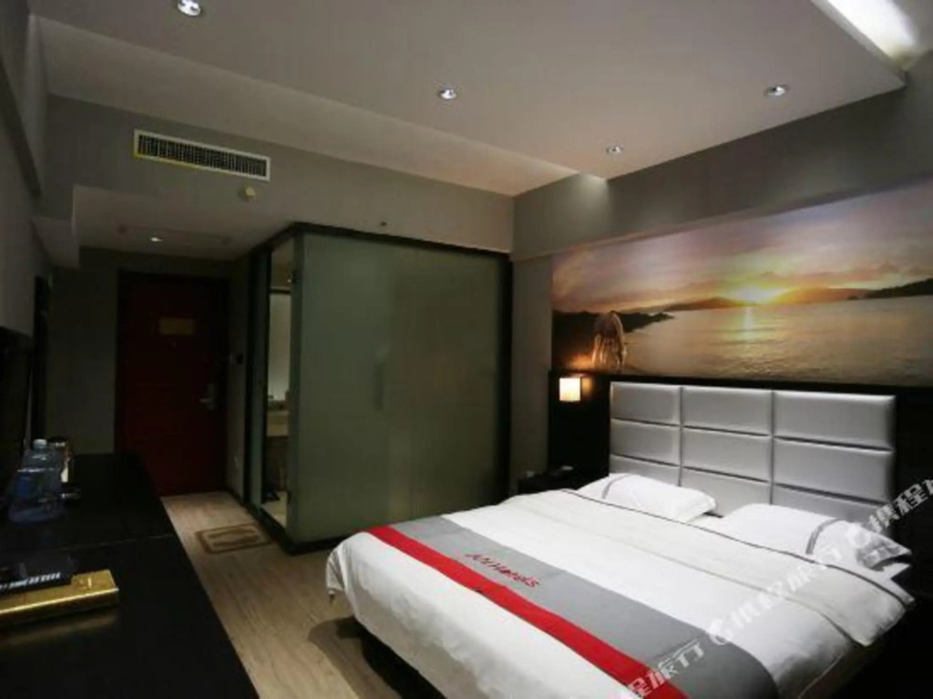 Вэйнань: Junyi Hotel (Weinan Baishui Dongfeng Road Yadong Branch)