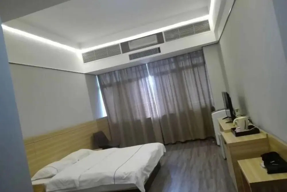 Наньнин: Nanning 8090 Hotel