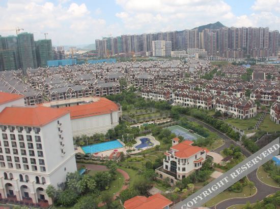 Хойчжоу: Qiansu Light Luxury Apartment (Daxiwan West District Country Garden Feicuishan)