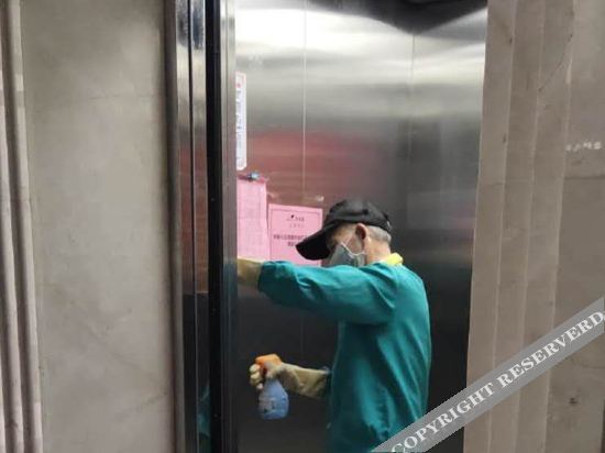 Хойчжоу: Qiansu Light Luxury Apartment (Daxiwan West District Country Garden Feicuishan)