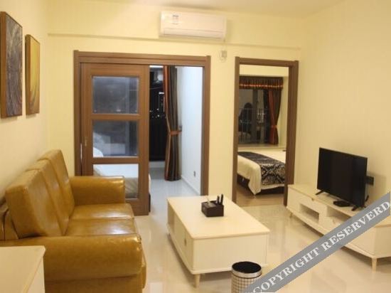 Хойчжоу: Qiansu Light Luxury Apartment (Daxiwan West District Country Garden Feicuishan)