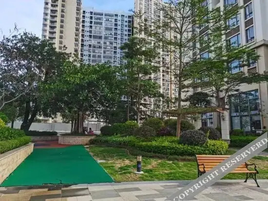 Хойчжоу: Qiansu Light Luxury Apartment (Daxiwan West District Country Garden Feicuishan)