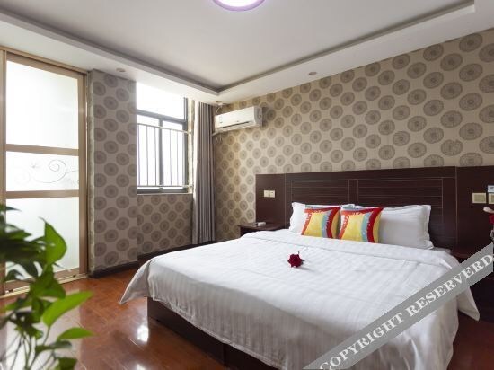 Кайфын: Yipai Chain Hotel (Qixian County Middle School Shop)