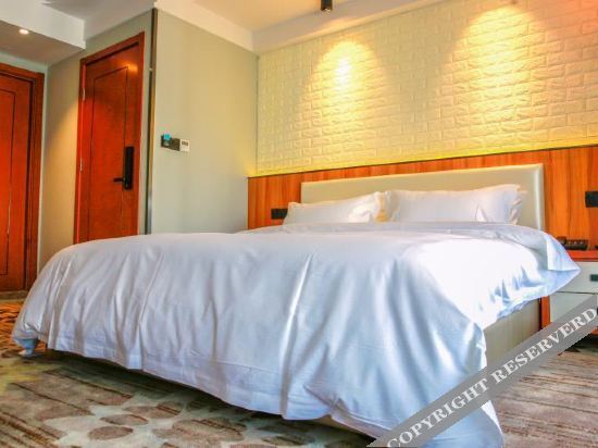 Ухань: Star hotel (Wuhan Jiangcheng Avenue International Expo Center store)