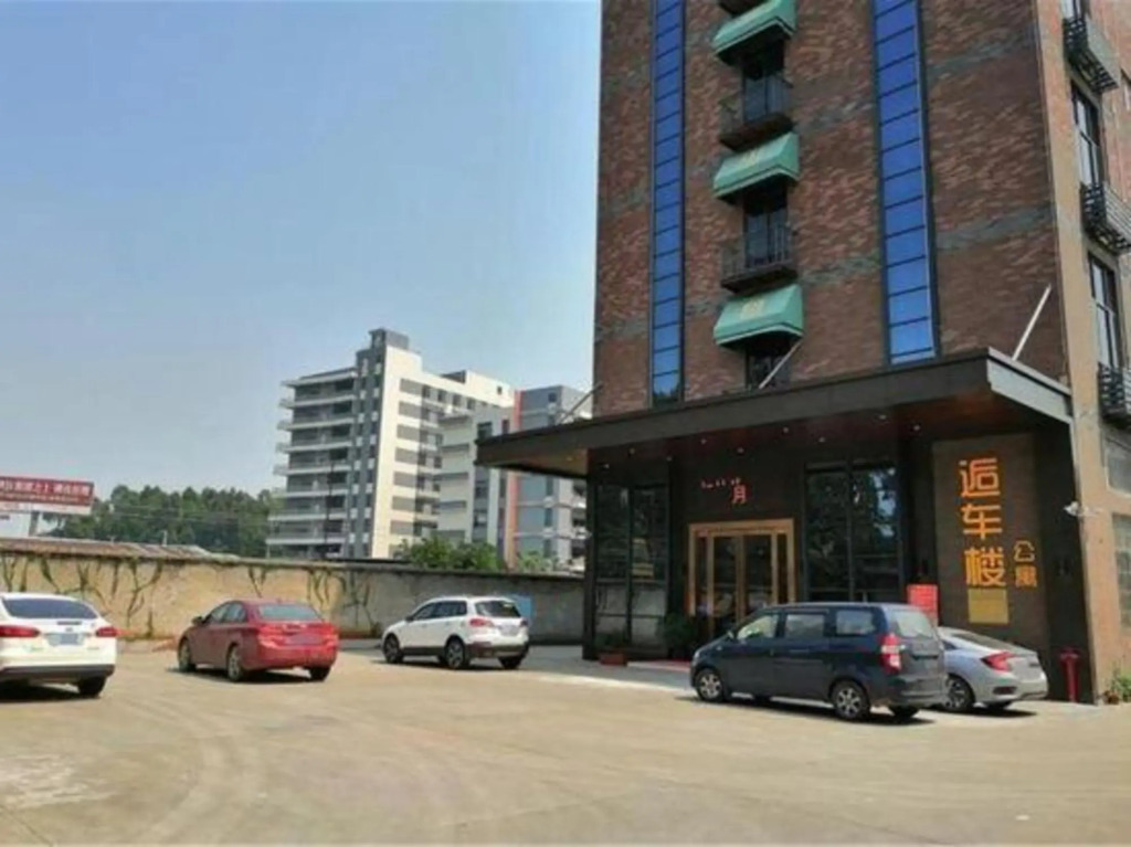 Passenger car building apartment — фото 1