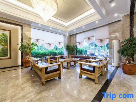 Лунъянь: Fangyuan Spring Hotel (Longyan Yongding)