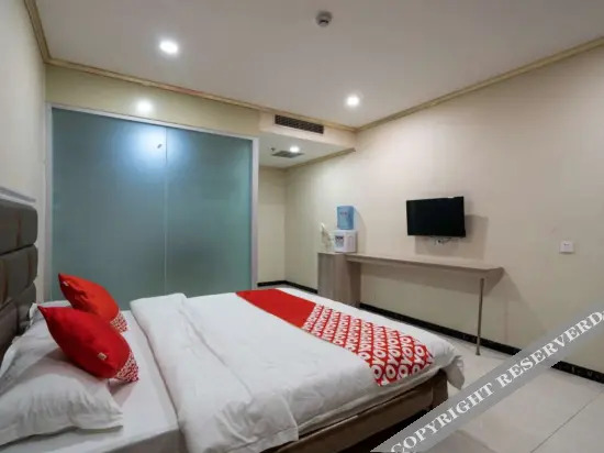 Хецзе: Oyo Heze Palace Hotel (Caozhou Peony Garden Store)