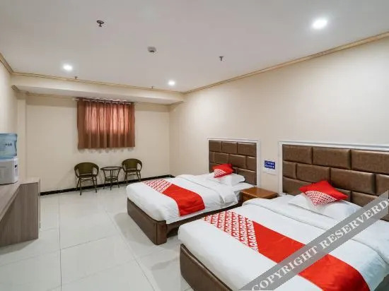 Хецзе: Oyo Heze Palace Hotel (Caozhou Peony Garden Store)