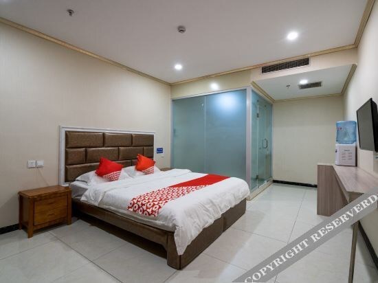 Хецзе: Oyo Heze Palace Hotel (Caozhou Peony Garden Store)