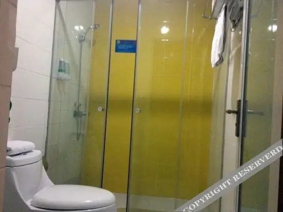 Чжуншань: Haifu Light Luxury Hotel