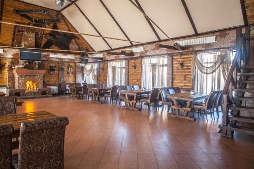 Исса: Said Hotel