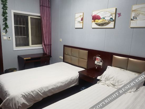Наньян: zhenping wanhe hotel