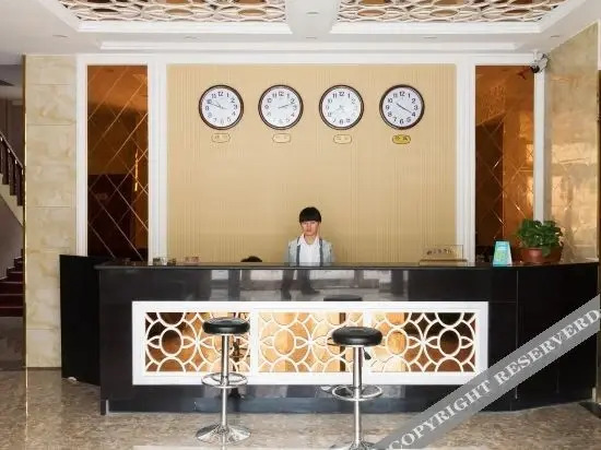 Синьсян: Yuanyang Mingzhu Express Hotel