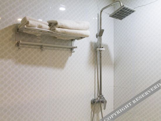 Синьсян: Yuanyang Mingzhu Express Hotel
