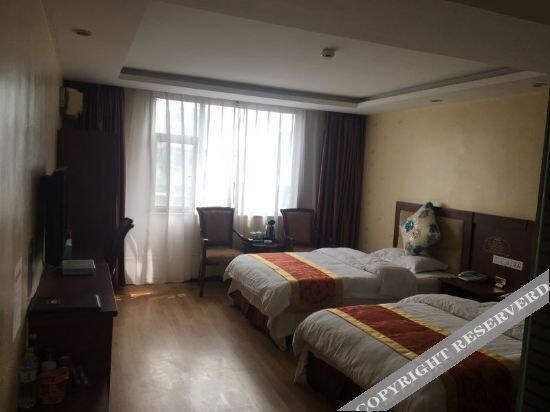 уезд Аньлун: Anlong Shuanglong Hotel