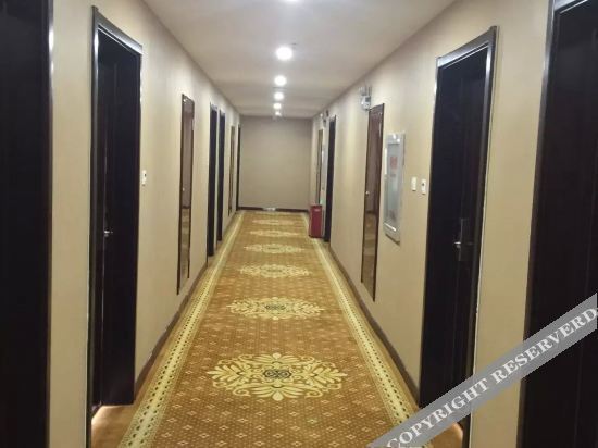 Таншань: Xiqian Yujing Holiday Hotel