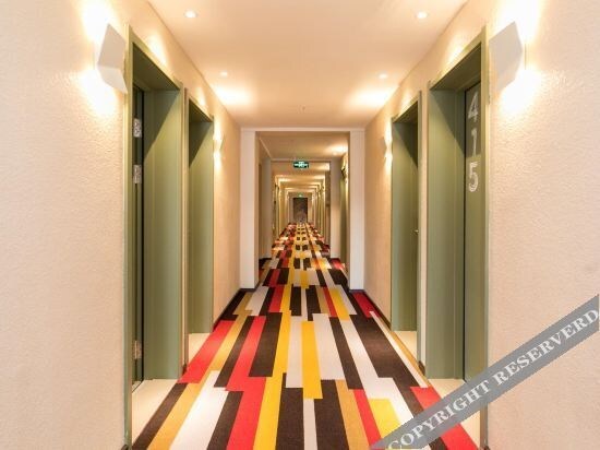 Шанхай: Ibis Hotel (Shanghai Caohejing, Hongcao Road)