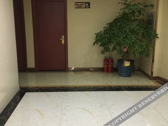 Суцянь: Suqian Xuerunhua Business Hotel (Xiaodianzhen Branch)