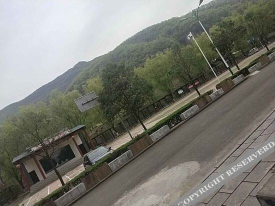 Лоян: Xin'an Zhicheng Hotel