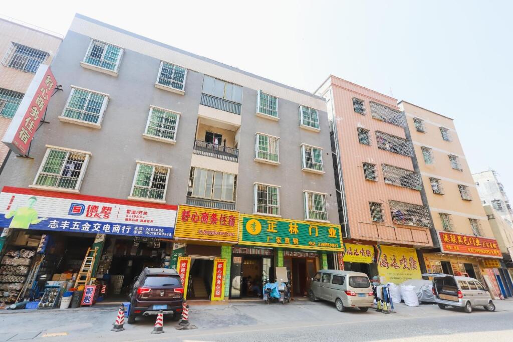 Хойчжоу: OYO Huizhou Shuxin Business Accommodation (Bingtang Comprehensive Market Branch)