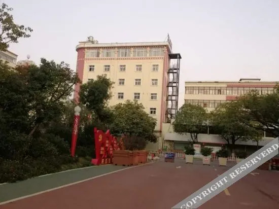 Chuxiong: Chuxiong Qicai Yunshang Express Hotel
