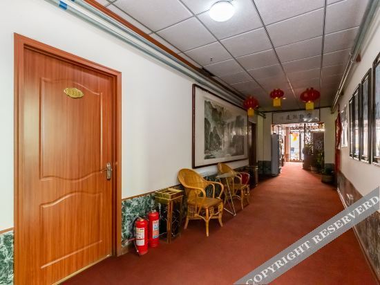 carousel image 0