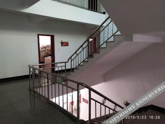 Луань: Wanfohu Longquan Express Hotel