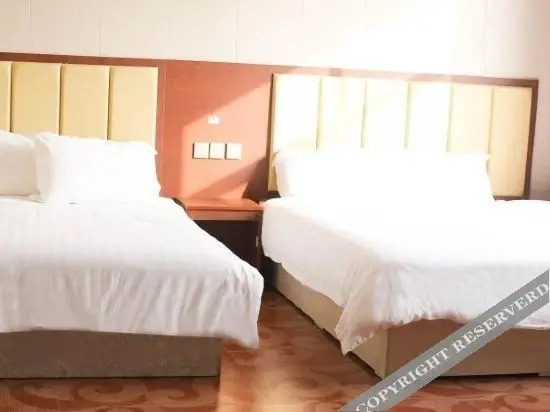Цзинин: Weishan Laoban Chang Yufu Hotel