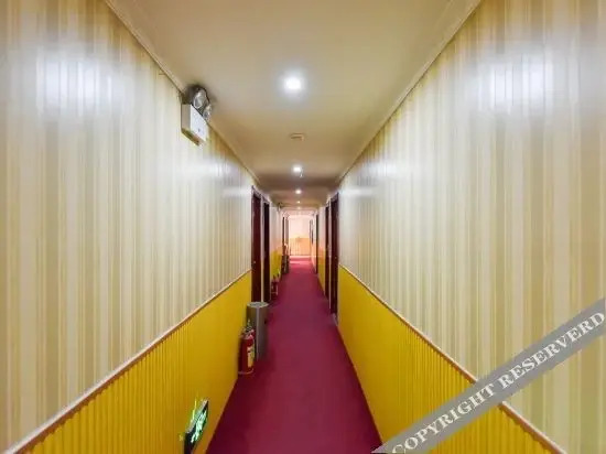 Чжэнчжоу: Zhengzhou Spruce Express Hotel
