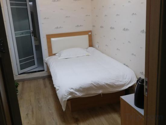 Ухань: Jinyuquan Hotel