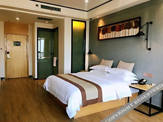 Вэйнань: Baishui Yueerya Hotel