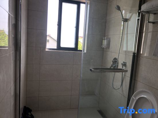 Xuancheng: Jixian Bridgeshe Resort Hotel