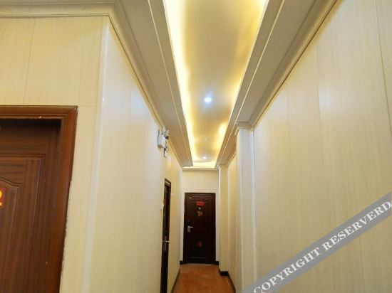 Наньнин: Nanning Fuqiang Hotel (Wuwei Airport)