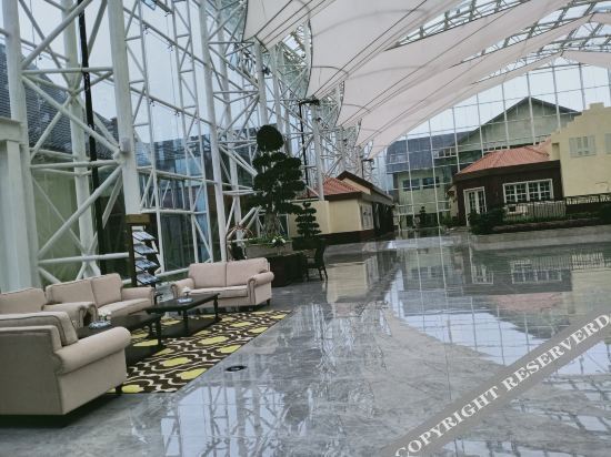 Чунцин: Nantianhu International Hotel
