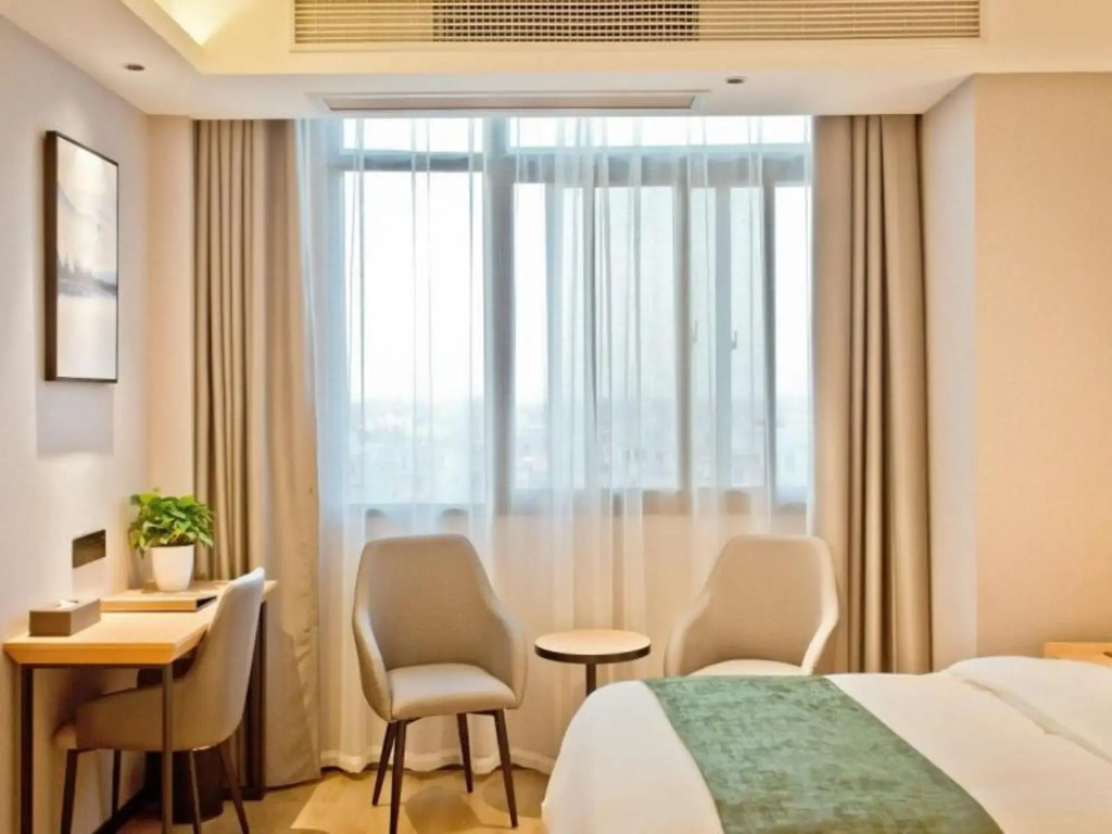 Фуян: greenTree Inn（Linquan Magic City）