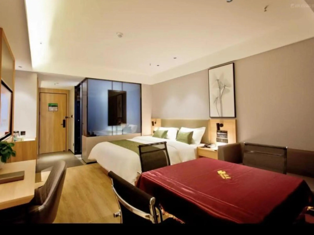 Фуян: greenTree Inn（Linquan Magic City）