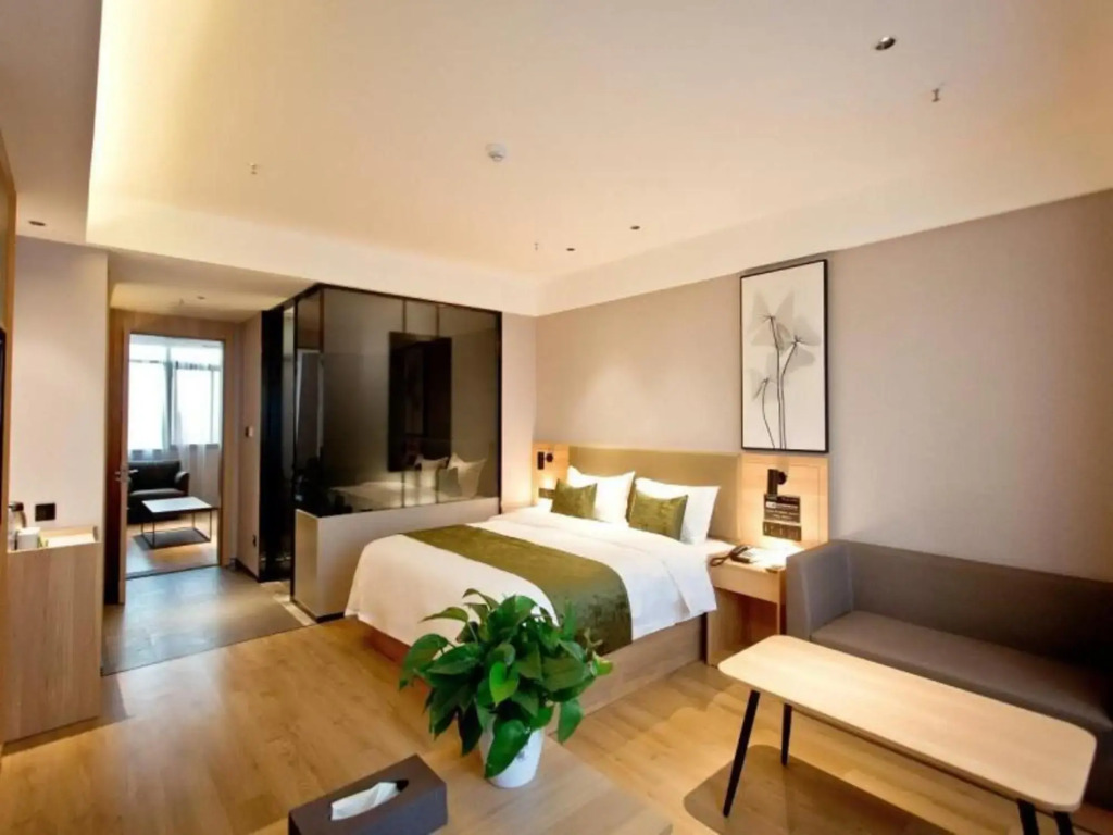 Фуян: greenTree Inn（Linquan Magic City）