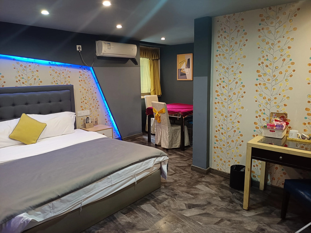 Чунцин: 1314 Hotel(Chongqing Jiefangbei Hongyadong Branch)