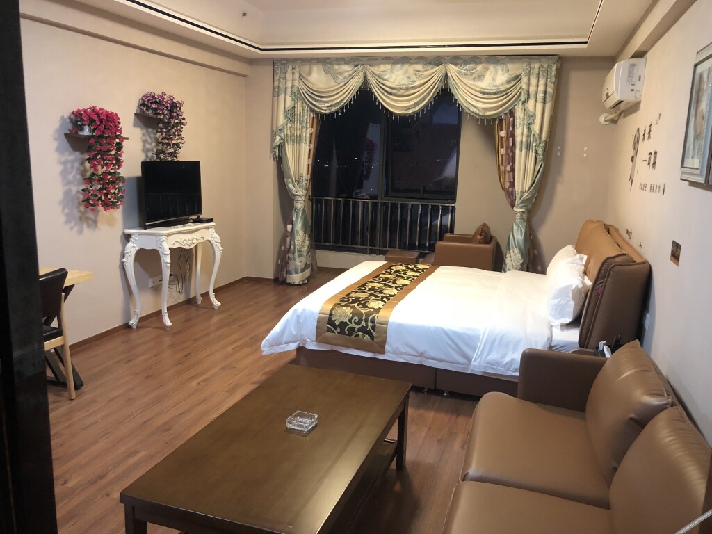 Джиангме: Buyiyang Apartment Hotel