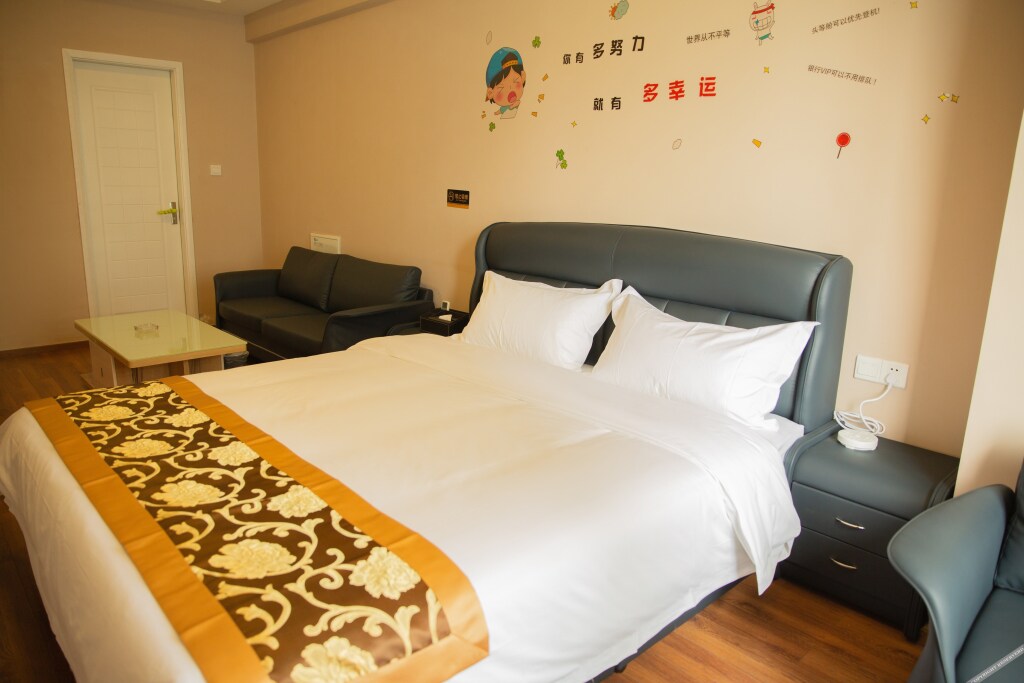 Джиангме: Buyiyang Apartment Hotel