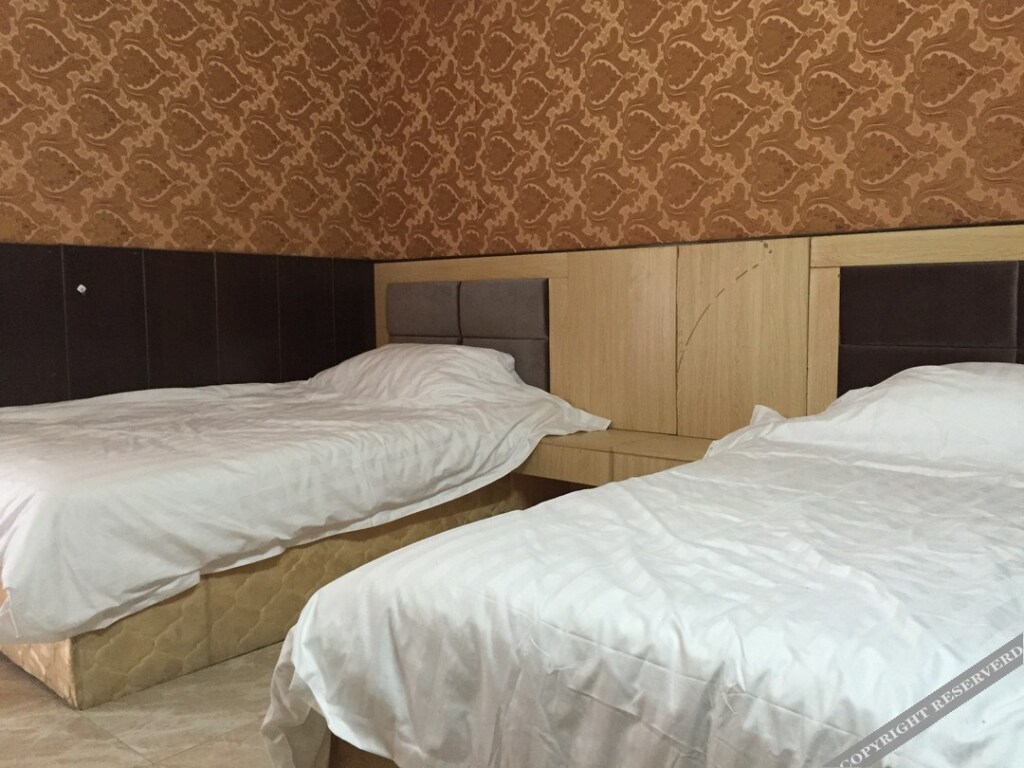 Цюаньчжоу: Quanzhou Renxian Residence