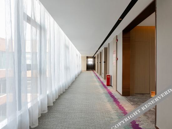 Ухань: Yu Feng Hotel (Wuhan Guanggu Three Roads Shop)