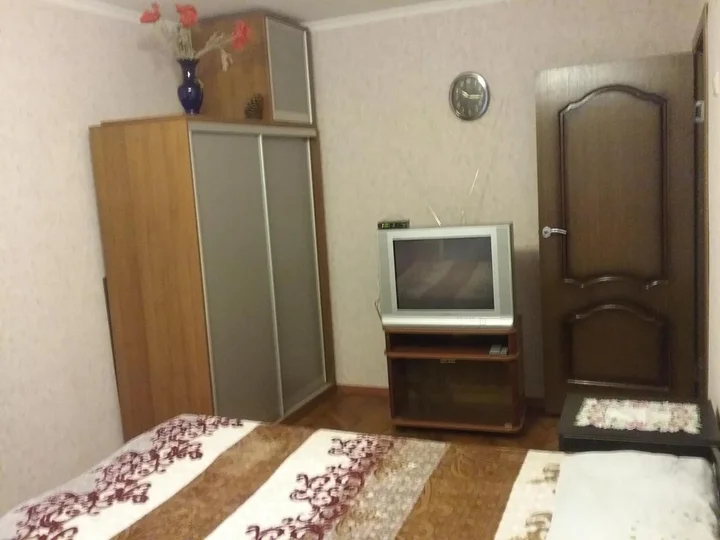 Сочи: Apartment Vorovskogo 49 у музея