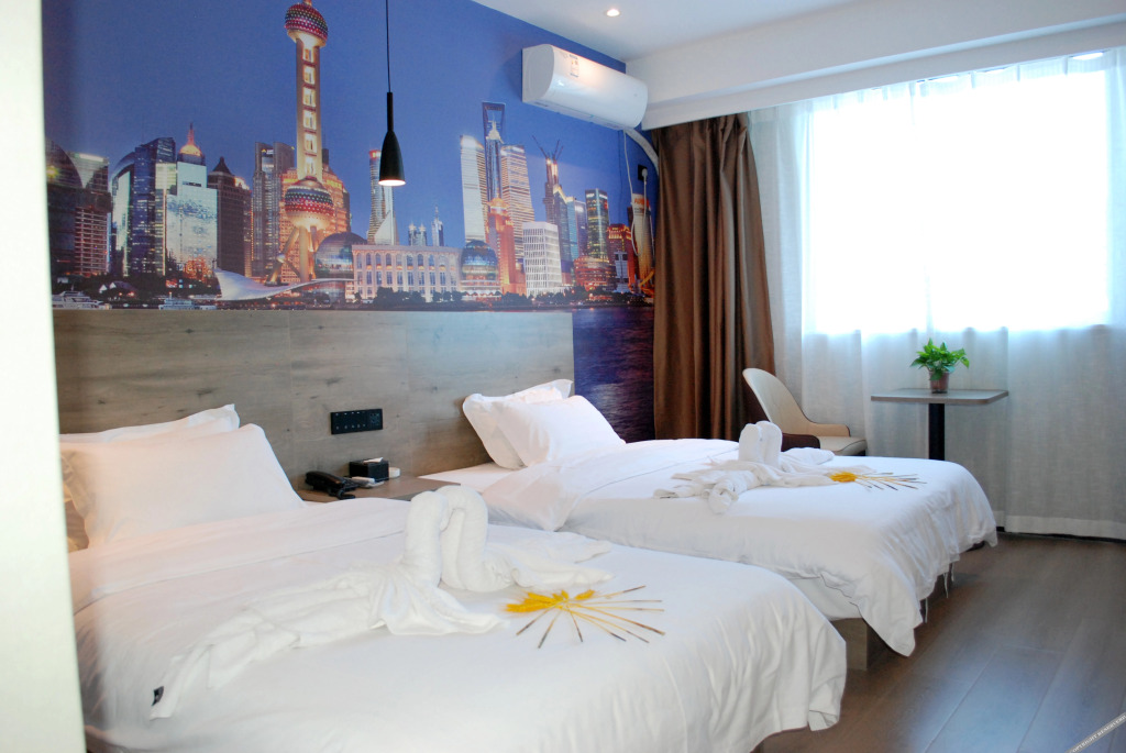 Лоян: Tuke China Light Residence Hotel (Luoyang Railway Station Yingtian Store)