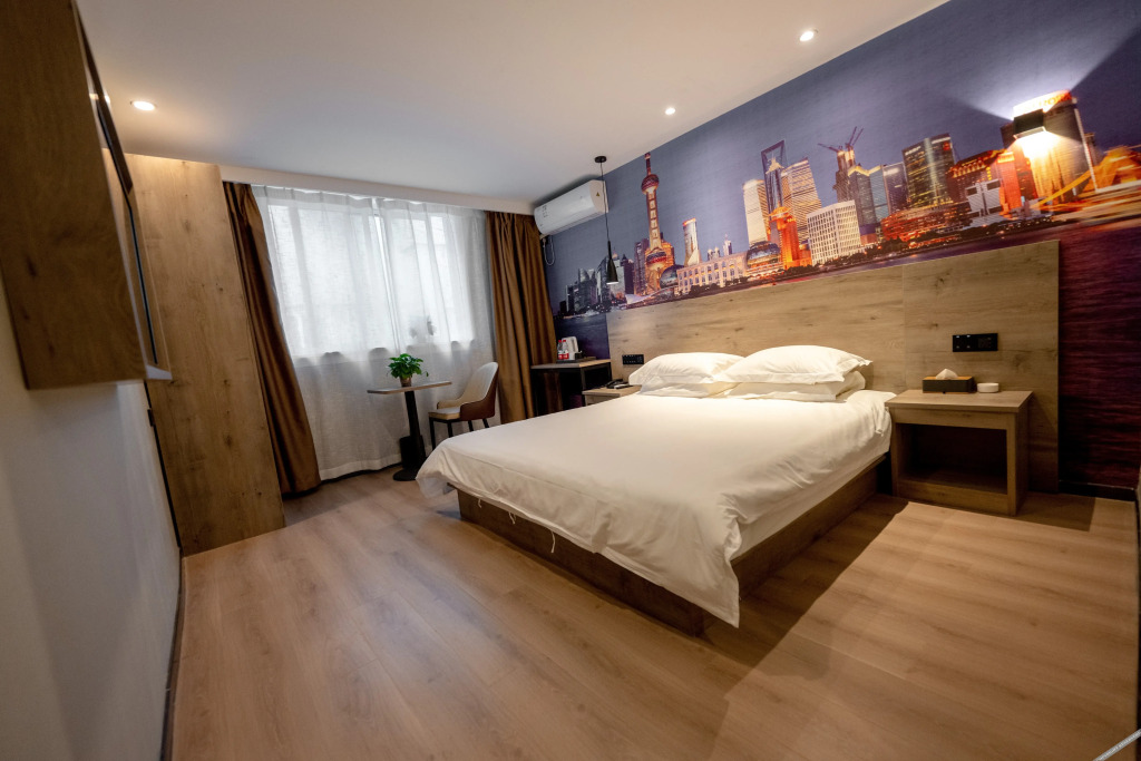 Лоян: Tuke China Light Residence Hotel (Luoyang Railway Station Yingtian Store)