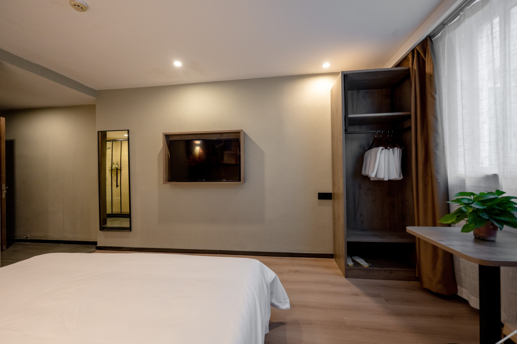 Лоян: Tuke China Light Residence Hotel (Luoyang Railway Station Yingtian Store)
