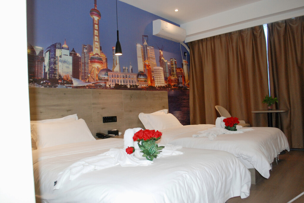 Лоян: Tuke China Light Residence Hotel (Luoyang Railway Station Yingtian Store)