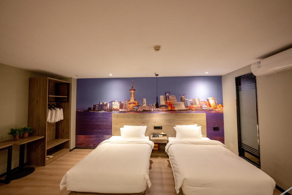 Лоян: Tuke China Light Residence Hotel (Luoyang Railway Station Yingtian Store)