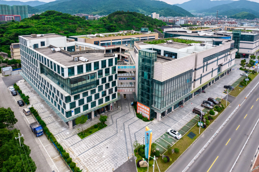 Чжоушань: Hanting Hotel (Zhoushan Baiquan store)
